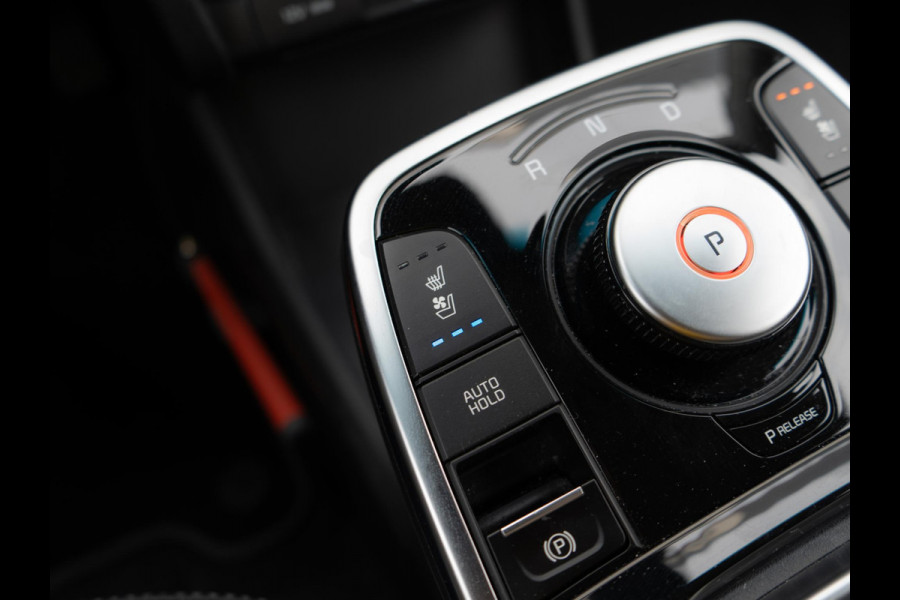 Kia e-Niro ExecutiveLine 64 kWh | Stoel en stuurverwarming | Stoelventilatie | Schuifkanteldak |