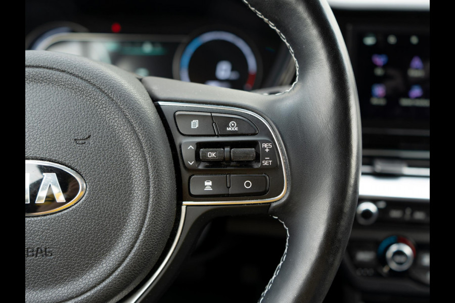 Kia e-Niro ExecutiveLine 64 kWh | Stoel en stuurverwarming | Stoelventilatie | Schuifkanteldak |