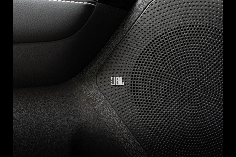 Kia e-Niro ExecutiveLine 64 kWh | Stoel en stuurverwarming | Stoelventilatie | Schuifkanteldak |