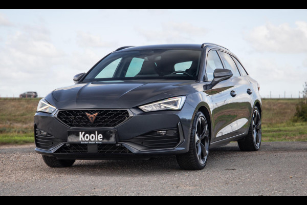 CUPRA Leon 1.4i Plug-In Hybrid SPORTSTOURER / CARPLAY / CAMERA / KUIP STOELEN / PERFECT ONDERHOUDEN