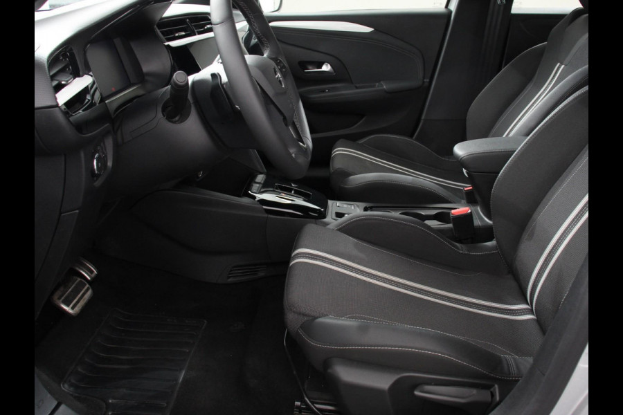 Opel Corsa 1.2 Turbo Hybrid 100pk GS Automaat Navigatie Apple Carplay/Android Auto Camera Parkeersensoren Cruise Control Dodehoek assistent Airco Lichtmetalen velgen Virtual Cockpit