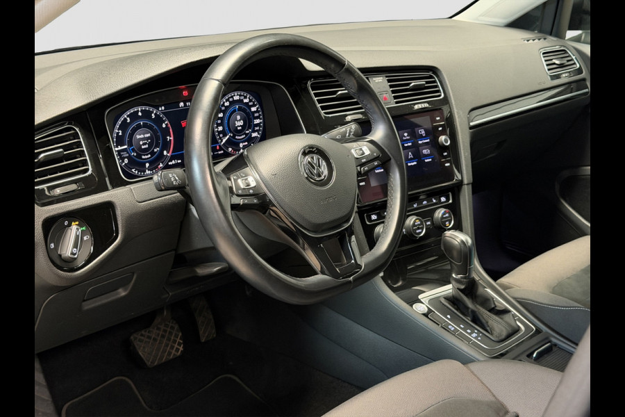 Volkswagen Golf Variant 1.5 TSI Highline Business R|Massage|Keyless|Camera|Navi