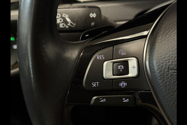 Volkswagen Golf Variant 1.5 TSI Highline Business R|Massage|Keyless|Camera|Navi