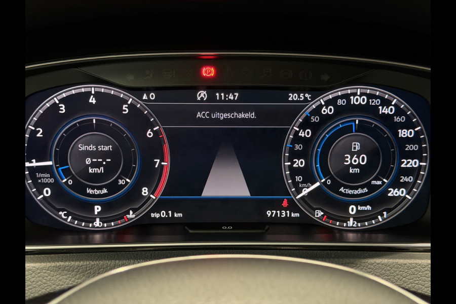 Volkswagen Golf Variant 1.5 TSI Highline Business R|Massage|Keyless|Camera|Navi
