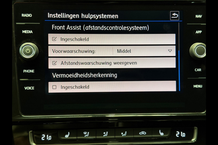 Volkswagen Golf Variant 1.5 TSI Highline Business R|Massage|Keyless|Camera|Navi