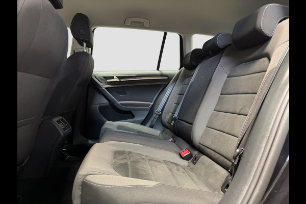 Volkswagen Golf Variant 1.5 TSI Highline Business R|Massage|Keyless|Camera|Navi
