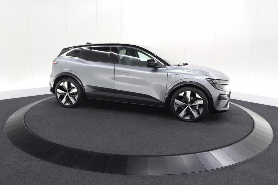 Renault Mégane E-Tech EV40 Boost Charge Techno | 1 FASE | SOH 95,5% | Camera | Apple Carplay | Parkeersensoren
