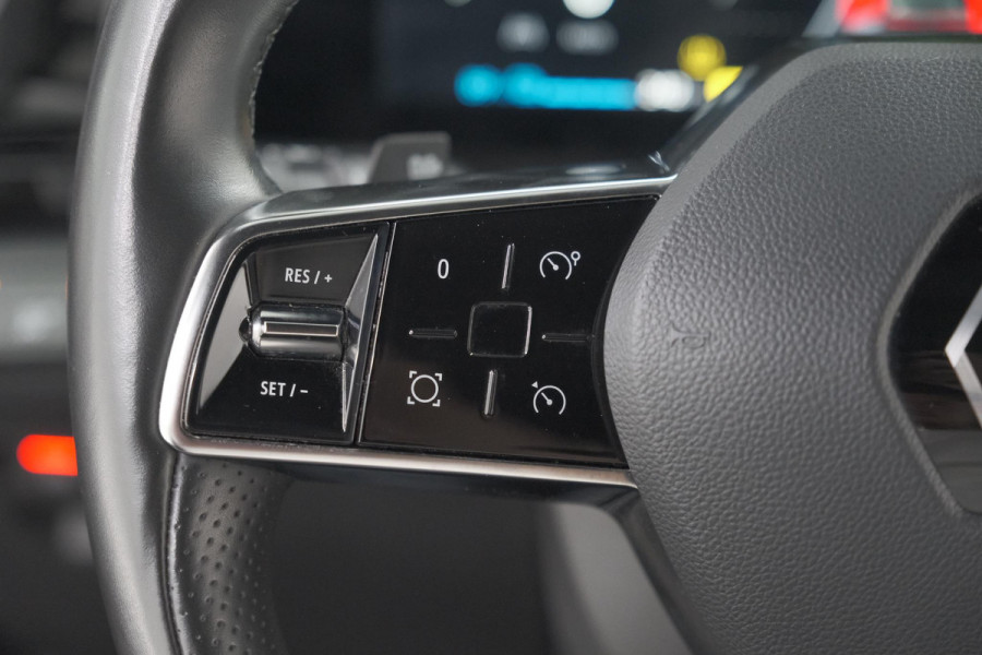 Renault Mégane E-Tech EV40 Boost Charge Techno | 1 FASE | SOH 95,5% | Camera | Apple Carplay | Parkeersensoren
