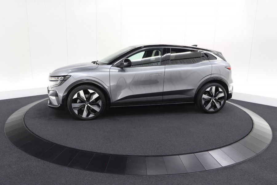 Renault Mégane E-Tech EV40 Boost Charge Techno | 1 FASE | SOH 95,5% | Camera | Apple Carplay | Parkeersensoren