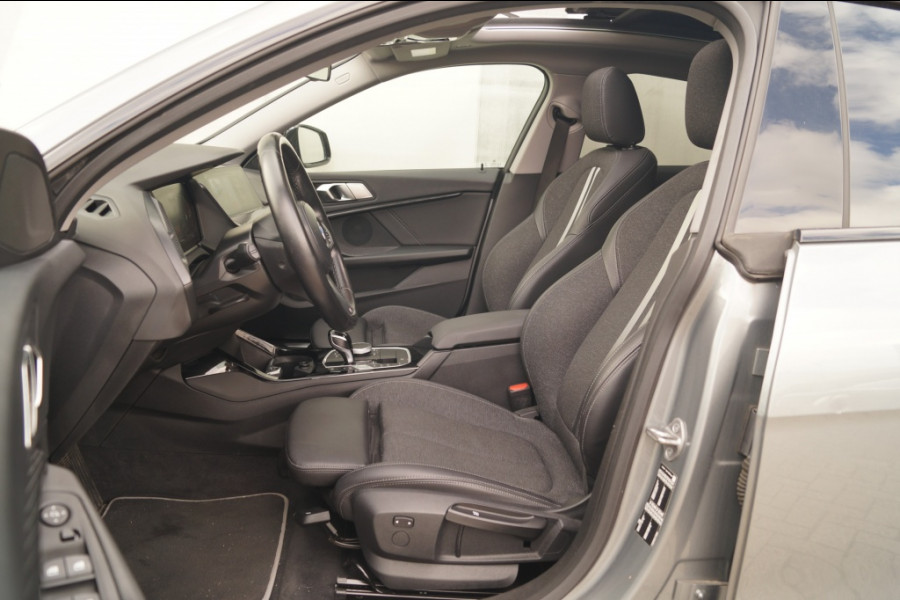 BMW 2 Serie Gran Coupé 218i Business Edition Sport -PANO-ECC-PDC-CAM-