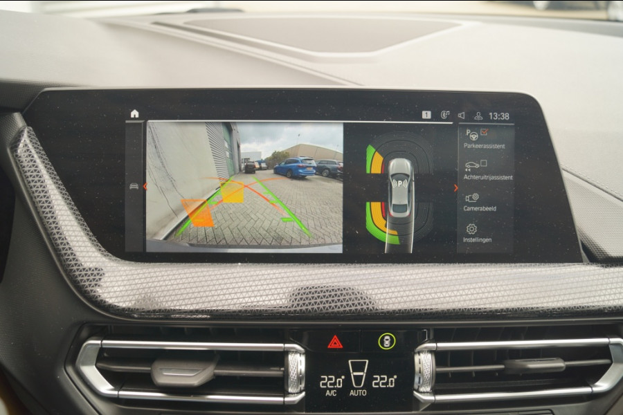 BMW 2 Serie Gran Coupé 218i Business Edition Sport -PANO-ECC-PDC-CAM-