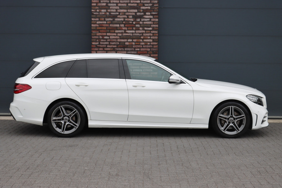 Mercedes-Benz C-Klasse Estate 200 Business Solution AMG | Standkachel | Trekhaak | Camera | Stoelverwarming | Zitcomfortpakket | High Perf. LED | Cruise Control |