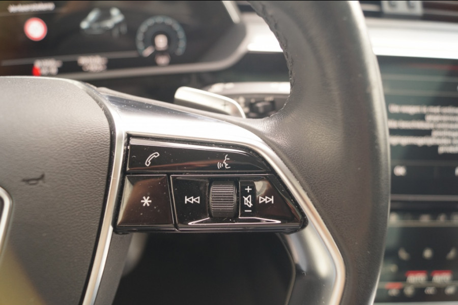 Audi e-tron 55 Quattro Advanced Edition Plus 95kWh -PANO-TREKHAAK-