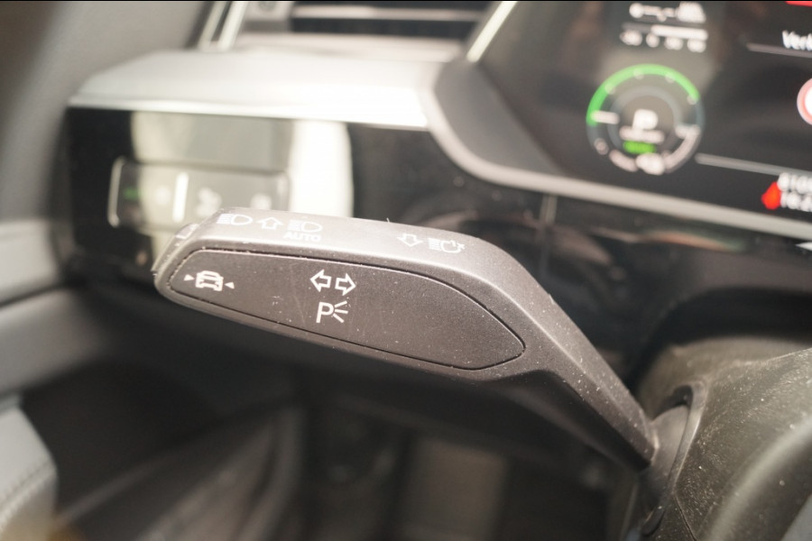 Audi e-tron 55 Quattro Advanced Edition Plus 95kWh -PANO-TREKHAAK-