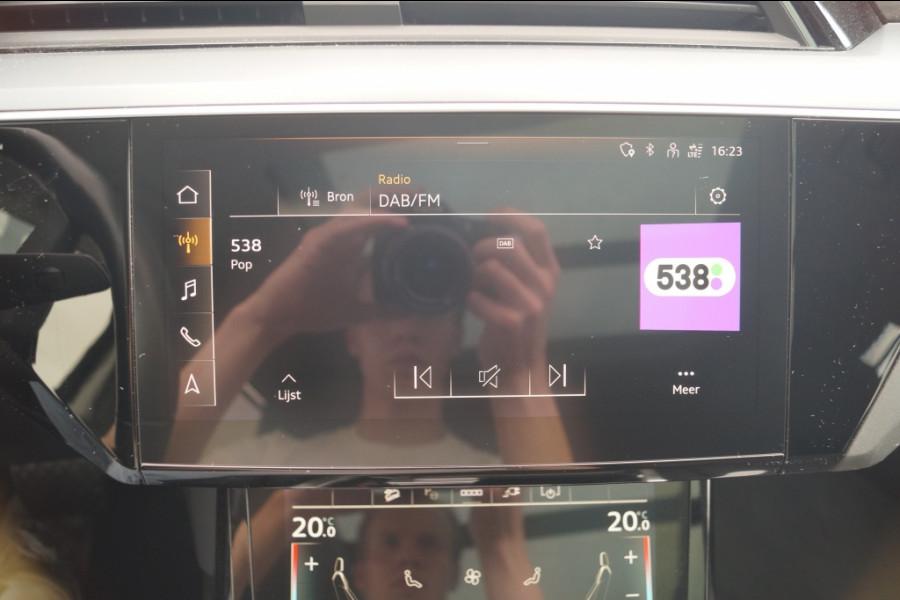 Audi e-tron 55 Quattro Advanced Edition Plus 95kWh -PANO-TREKHAAK-