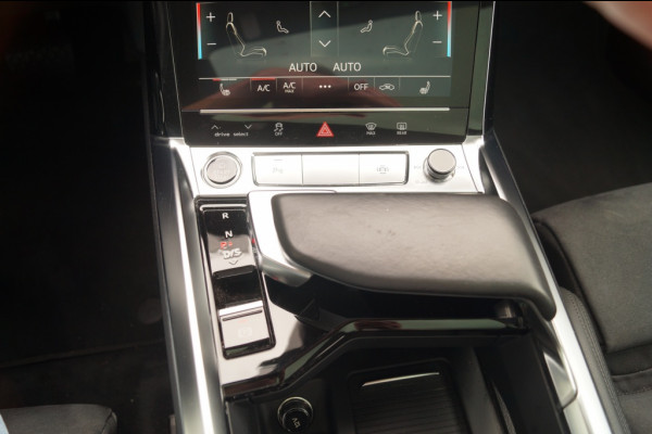 Audi e-tron 55 Quattro Advanced Edition Plus 95kWh -PANO-TREKHAAK-