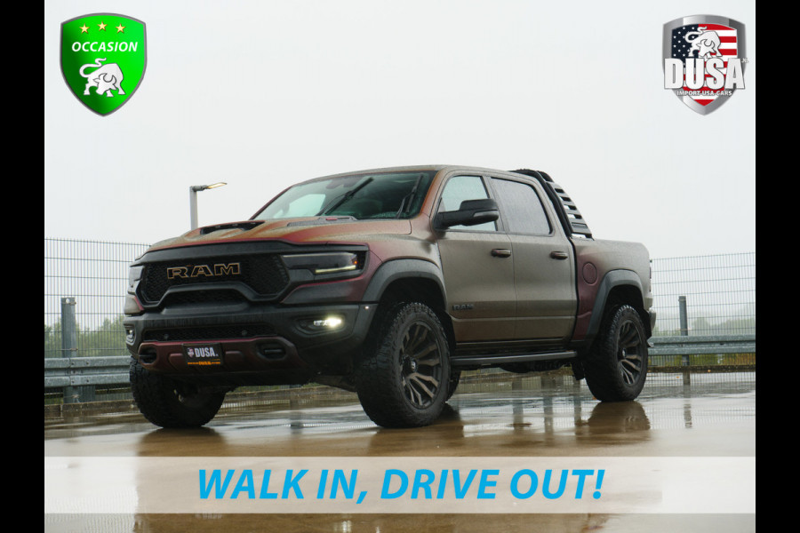 Dodge Ram 1500 | TRX | 6.2 V8 | 4x4 | Crew Cab | 22'' Fuel Wheels | Wrap Satin Solar Dawn | RAMbar | Flipcover | Nieuw binnen!
