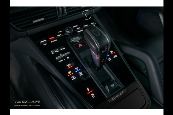 Porsche Cayenne Coupé 4.0 Turbo GT Carbon|Manufaktur|Ceramic|Burmester 3D|Stoelventilatie|18-voudig|Innodrive|Softclose|360°|Keyless|HUD|Approved t/m 06-08-2027|New service