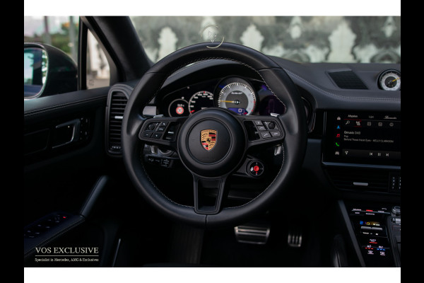 Porsche Cayenne Coupé 4.0 Turbo GT Carbon|Manufaktur|Ceramic|Burmester 3D|Stoelventilatie|18-voudig|Innodrive|Softclose|360°|Keyless|HUD|Approved t/m 06-08-2027|New service