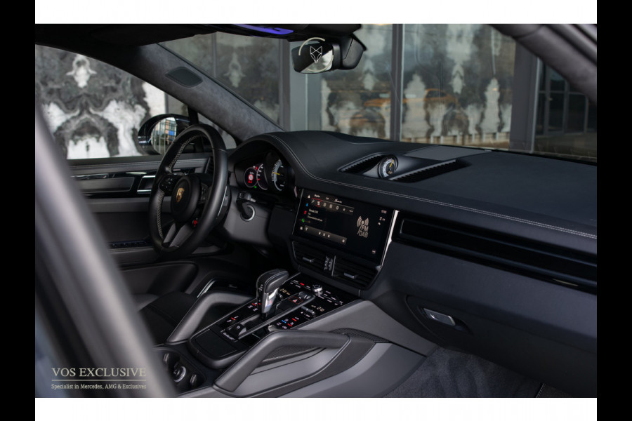 Porsche Cayenne Coupé 4.0 Turbo GT Carbon|Manufaktur|Ceramic|Burmester 3D|Stoelventilatie|18-voudig|Innodrive|Softclose|360°|Keyless|HUD|Approved t/m 06-08-2027|New service