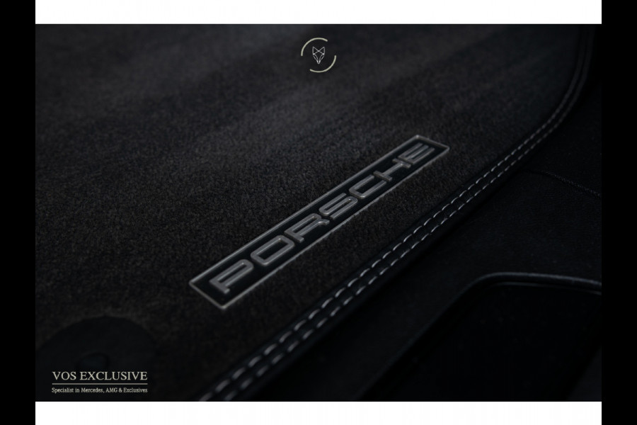 Porsche Cayenne Coupé 4.0 Turbo GT Carbon|Manufaktur|Ceramic|Burmester 3D|Stoelventilatie|18-voudig|Innodrive|Softclose|360°|Keyless|HUD|Approved t/m 06-08-2027|New service