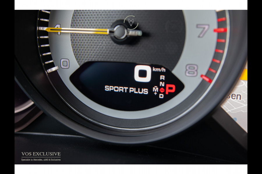Porsche Cayenne Coupé 4.0 Turbo GT Carbon|Manufaktur|Ceramic|Burmester 3D|Stoelventilatie|18-voudig|Innodrive|Softclose|360°|Keyless|HUD|Approved t/m 06-08-2027|New service