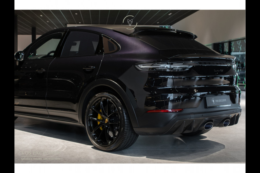 Porsche Cayenne Coupé 4.0 Turbo GT Carbon|Manufaktur|Ceramic|Burmester 3D|Stoelventilatie|18-voudig|Innodrive|Softclose|360°|Keyless|HUD|Approved t/m 06-08-2027|New service