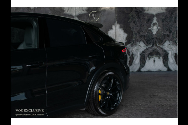 Porsche Cayenne Coupé 4.0 Turbo GT Carbon|Manufaktur|Ceramic|Burmester 3D|Stoelventilatie|18-voudig|Innodrive|Softclose|360°|Keyless|HUD|Approved t/m 06-08-2027|New service