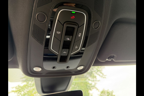 Audi Q7 55 TFSI e quattro Pro Line S Panoramadak Luchtvering 21 inch velgen Bang en Olufsen 3D Zwarte hemel Trekhaak Camera Sportstoelen Deels leder