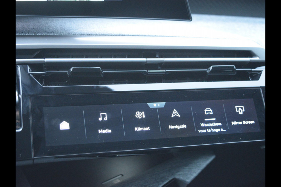 Peugeot 3008 1.6 plug-in Hybrid 195 Allure | 195PK | NAVI | PARKEERSENSOREN MET CAMERA | AFN TREKHAAK