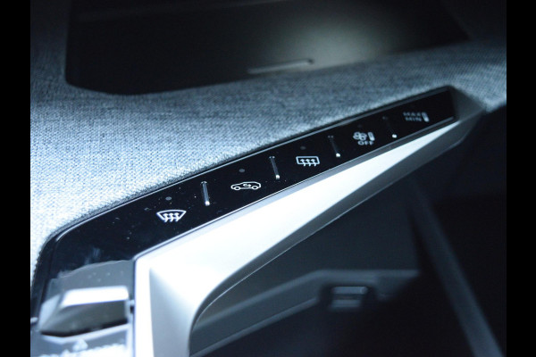 Peugeot 3008 1.6 plug-in Hybrid 195 Allure | 195PK | NAVI | PARKEERSENSOREN MET CAMERA | AFN TREKHAAK