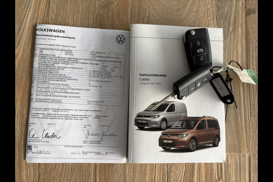 Volkswagen Caddy Cargo Maxi 2.0 TDI Comfort Airco - Apple carplay - Parkeersensor achter - Zijschuifdeur rechts - Tussenschot volledig - Zijwandbekleding laadruimte - Cruise control - Bluetooth - Start/stop systeem - Elektrische ramen - Stuur multifunctioneel - Regensensor