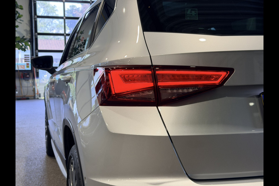 Seat Ateca 1.5 TSI Xperience Business Intense Panorama | 360 Camera | el. Trekhaak | Virtual | Stuur/Stoel verwarming