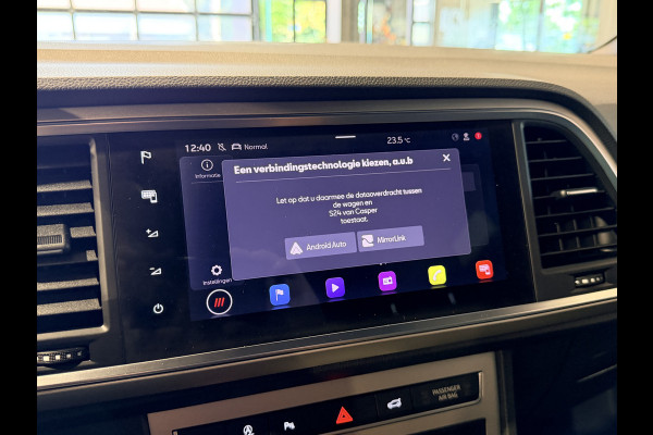 Seat Ateca 1.5 TSI Xperience Business Intense Panorama | 360 Camera | el. Trekhaak | Virtual | Stuur/Stoel verwarming