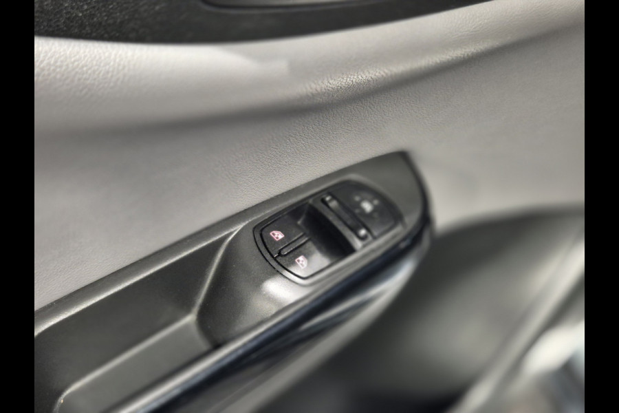 Opel Corsa 1.0 Turbo Online Edition Navigatie | Camera | Cruise | NAP | APK 2/8/27