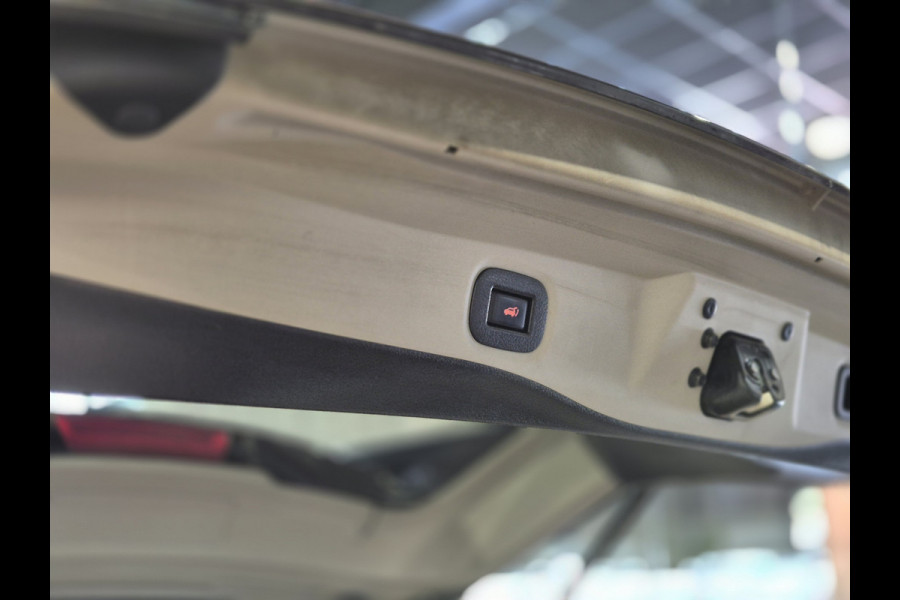 Nissan X-Trail 1.6 DIG-T Tekna Pano | Leder | Camera | Trekhaak | Navi | Verw. stoelen-stuur