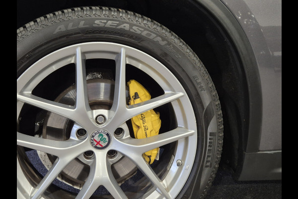 Alfa Romeo Stelvio 2.0 T AWD Veloce Pano | Harman-Kardon | Camera | Leder | Verw. stoelen-stuur | Trekhaak