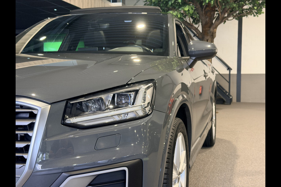 Audi Q2 1.4 TFSI CoD limited S-Line Panorama | Half leder | Navigatie | LED