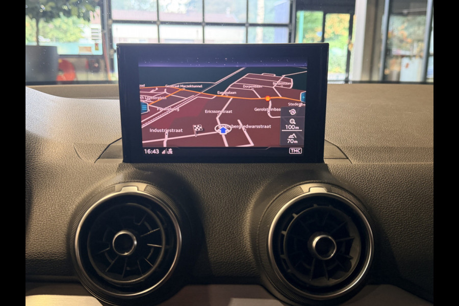 Audi Q2 1.4 TFSI CoD limited S-Line Panorama | Half leder | Navigatie | LED
