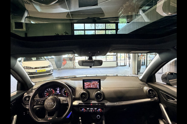 Audi Q2 1.4 TFSI CoD limited S-Line Panorama | Half leder | Navigatie | LED