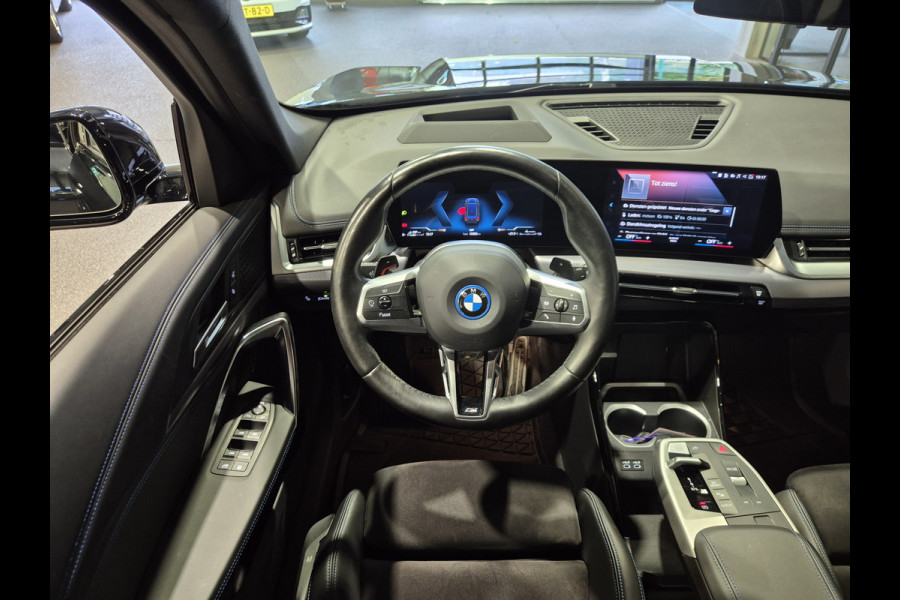 BMW X1 xDrive25e M-Sport | 360 Camera | Stoelverwarming | HUD