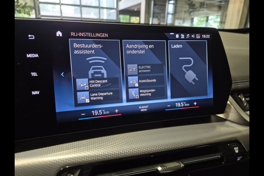 BMW X1 xDrive25e M-Sport | 360 Camera | Stoelverwarming | HUD