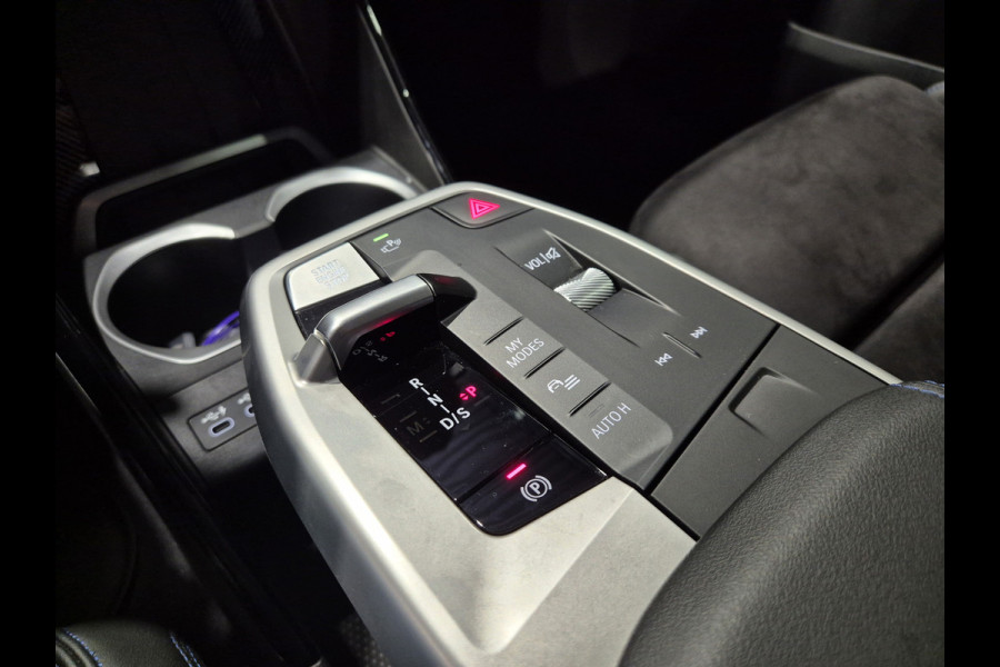 BMW X1 xDrive25e M-Sport | 360 Camera | Stoelverwarming | HUD