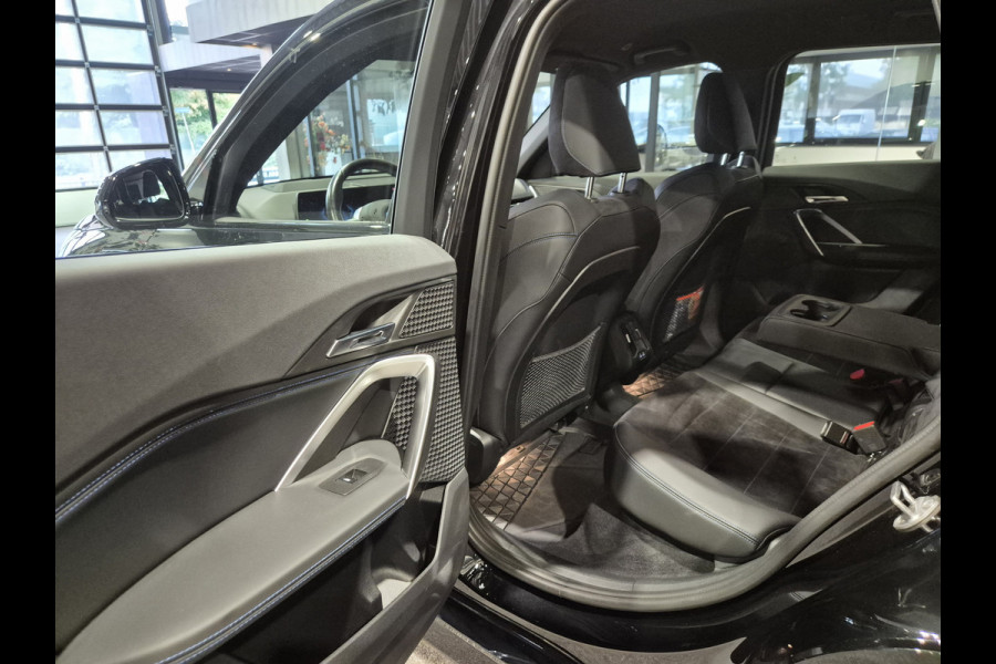 BMW X1 xDrive25e M-Sport | 360 Camera | Stoelverwarming | HUD