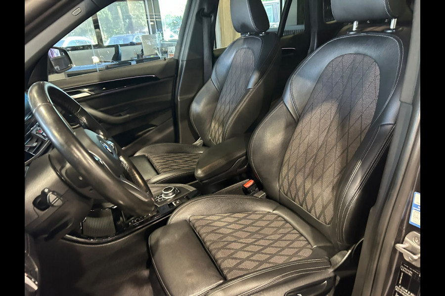 BMW X1 xDrive25e Executive X-Line | Camera | Stoelverwarming | HUD | Navigatie