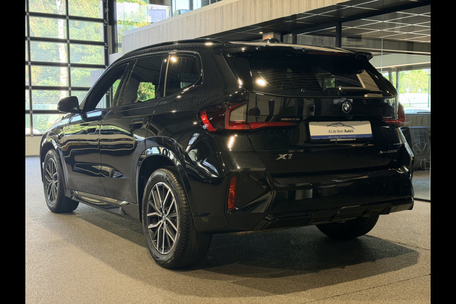 BMW X1 xDrive25e M-Sport | 360 Camera | Stoelverwarming | HUD