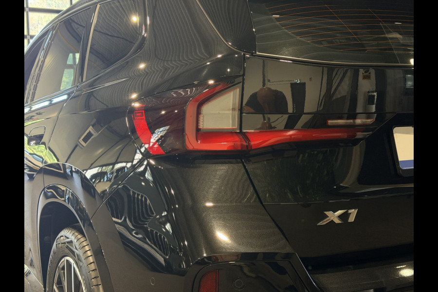 BMW X1 xDrive25e M-Sport | 360 Camera | Stoelverwarming | HUD