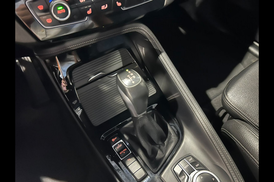 BMW X1 xDrive25e Executive X-Line | Camera | Stoelverwarming | HUD | Navigatie