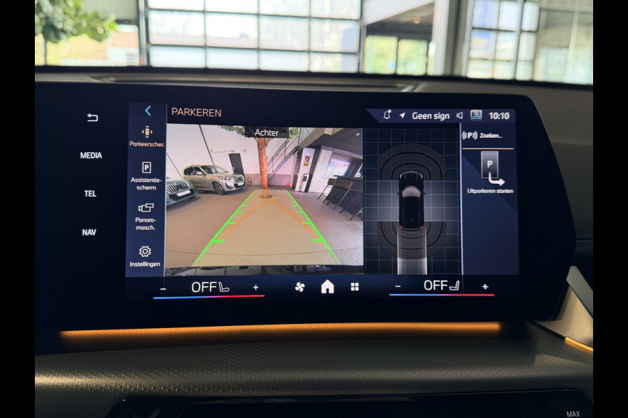 BMW X1 sDrive18i M-Sport Shadow Line Camera | Stoelverwarming | Carplay/Android