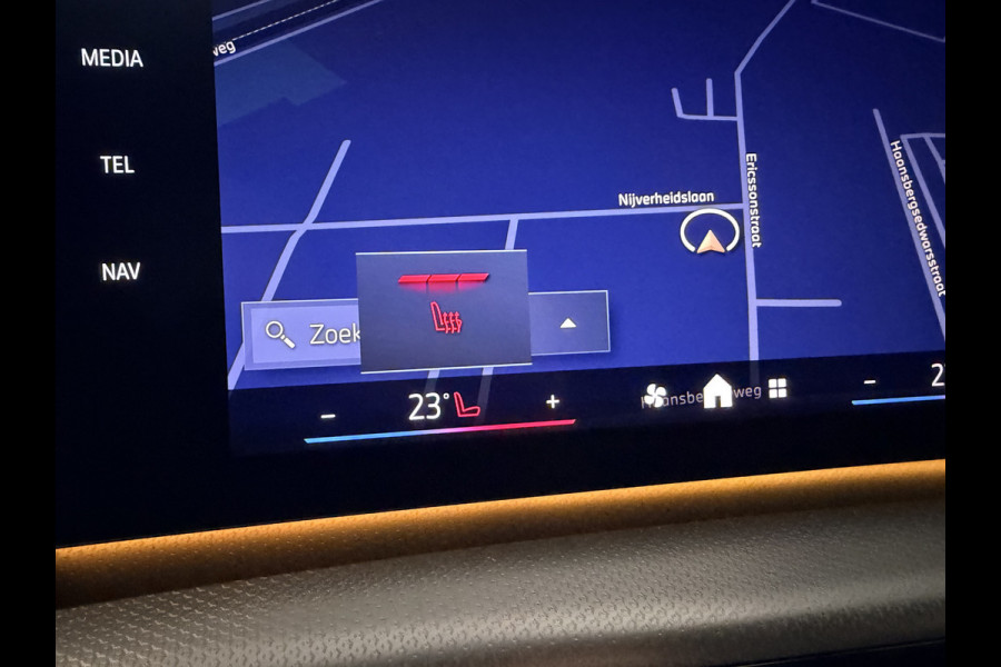 BMW X1 sDrive18i M-Sport Shadow Line Camera | Stoelverwarming | Carplay/Android